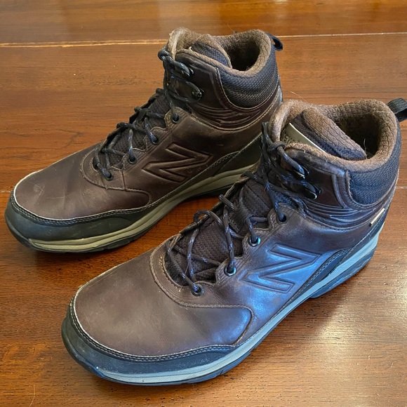 Men’s New Balance Waterproof Boots - Picture 3 of 7